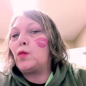 Meet your Posher, Marcia